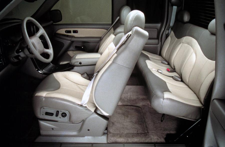  GMC Sierra 2003 года  (фото 31 из 31)